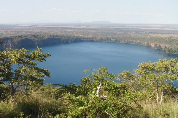 visit these amazing lakes in tanzania